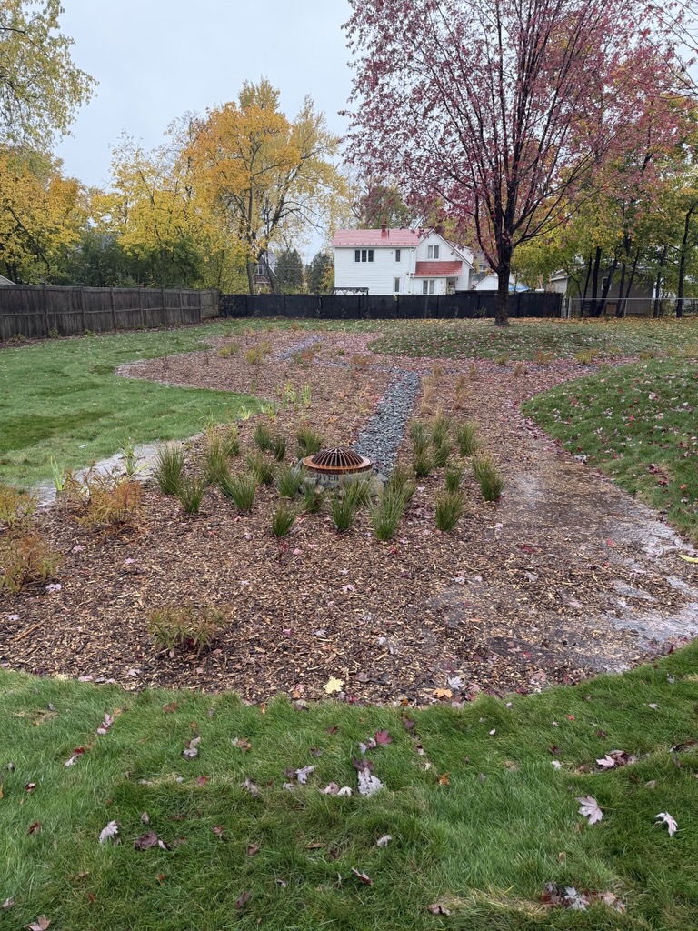 Construction d&rsquo;une aire de biorétention, réfection de sentier et de l&rsquo;éclairage au parc Elgin