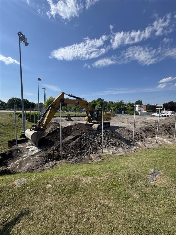 Travaux de réfection des terrains de tennis au parc Saint-Jacques